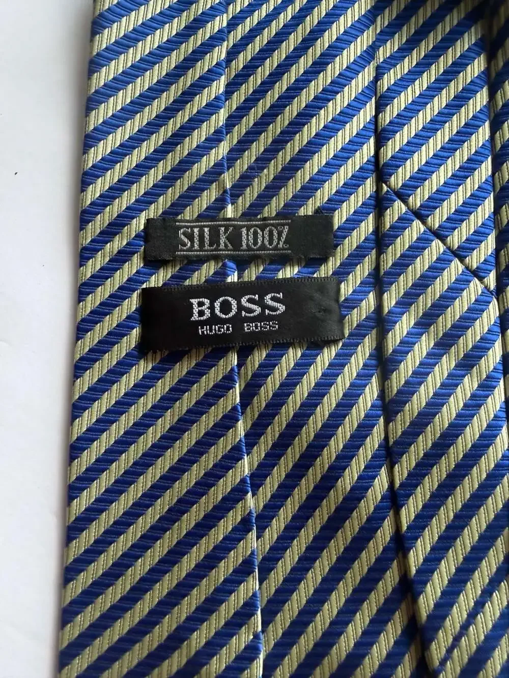 BOSS Hugo Boss Men's 100% Silk Striped Necktie, Made in Italy